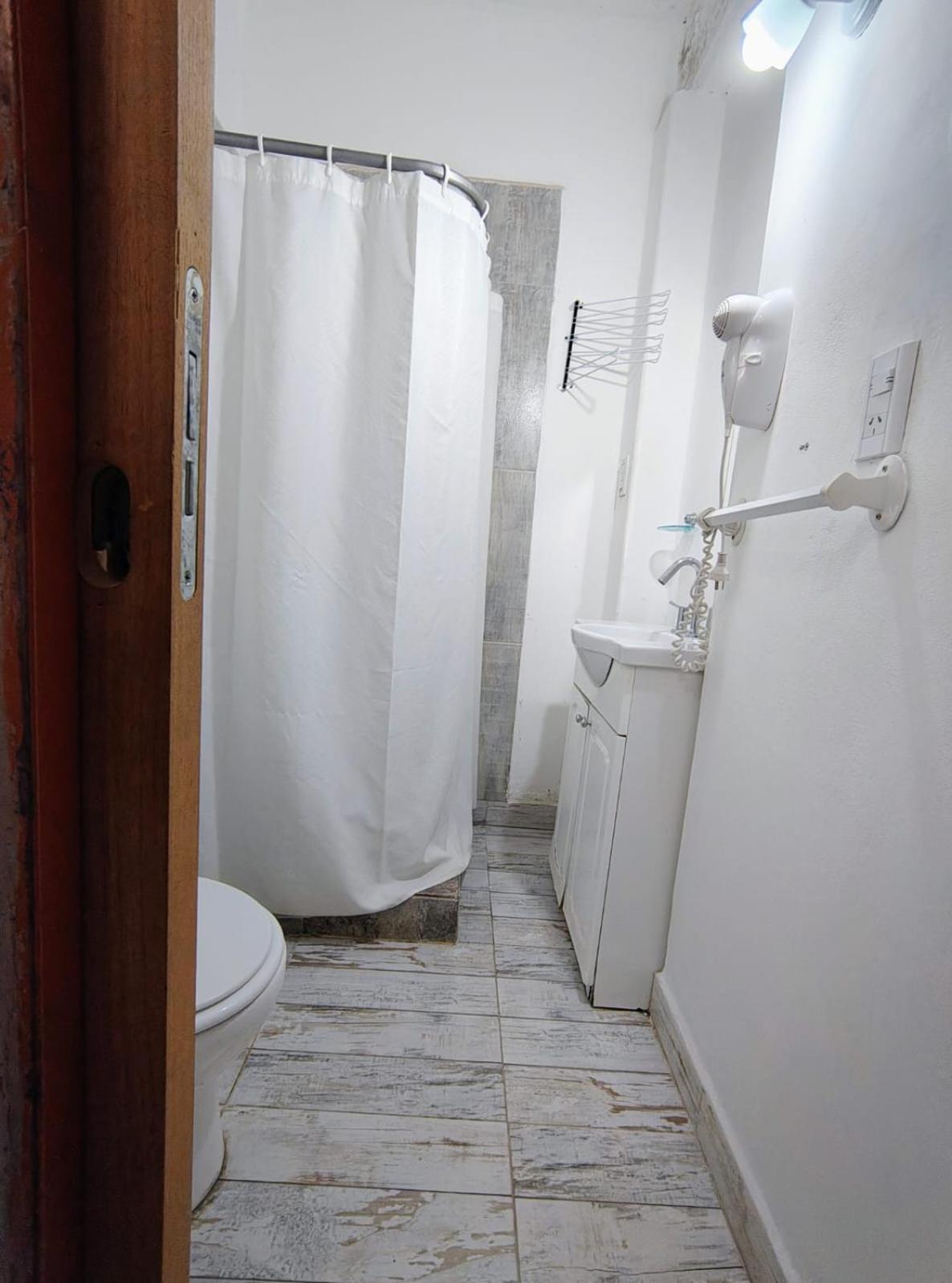 El Faro Hostel Puerto Madryn Kültér fotó